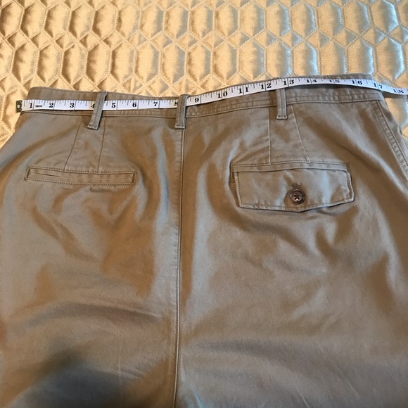 Banana Republic Women’s Authentic Cotton Chino High Rise Pants, beige, size 12 - Picture 8 of 10